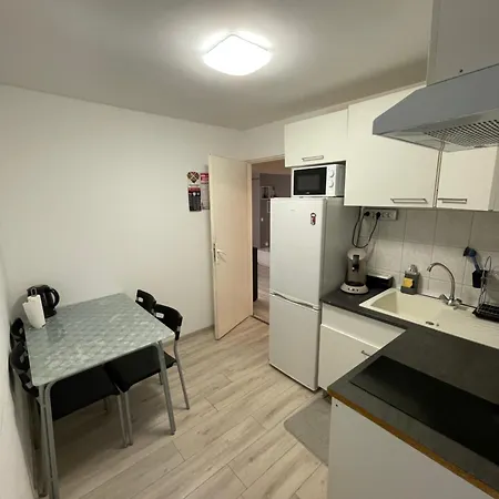 Apartament F2 Au Coeur De *